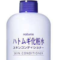 娥佩兰naturie500ml薏仁化妆水,使用感温和哦!